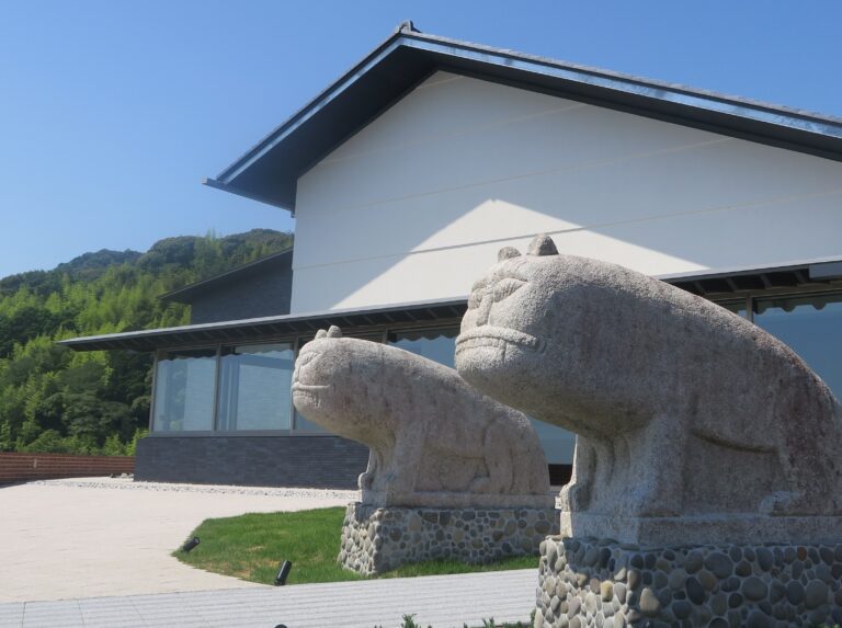 なかとさ美術館