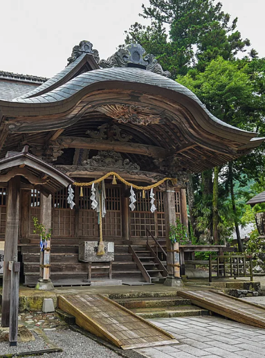 大川上美良布神社